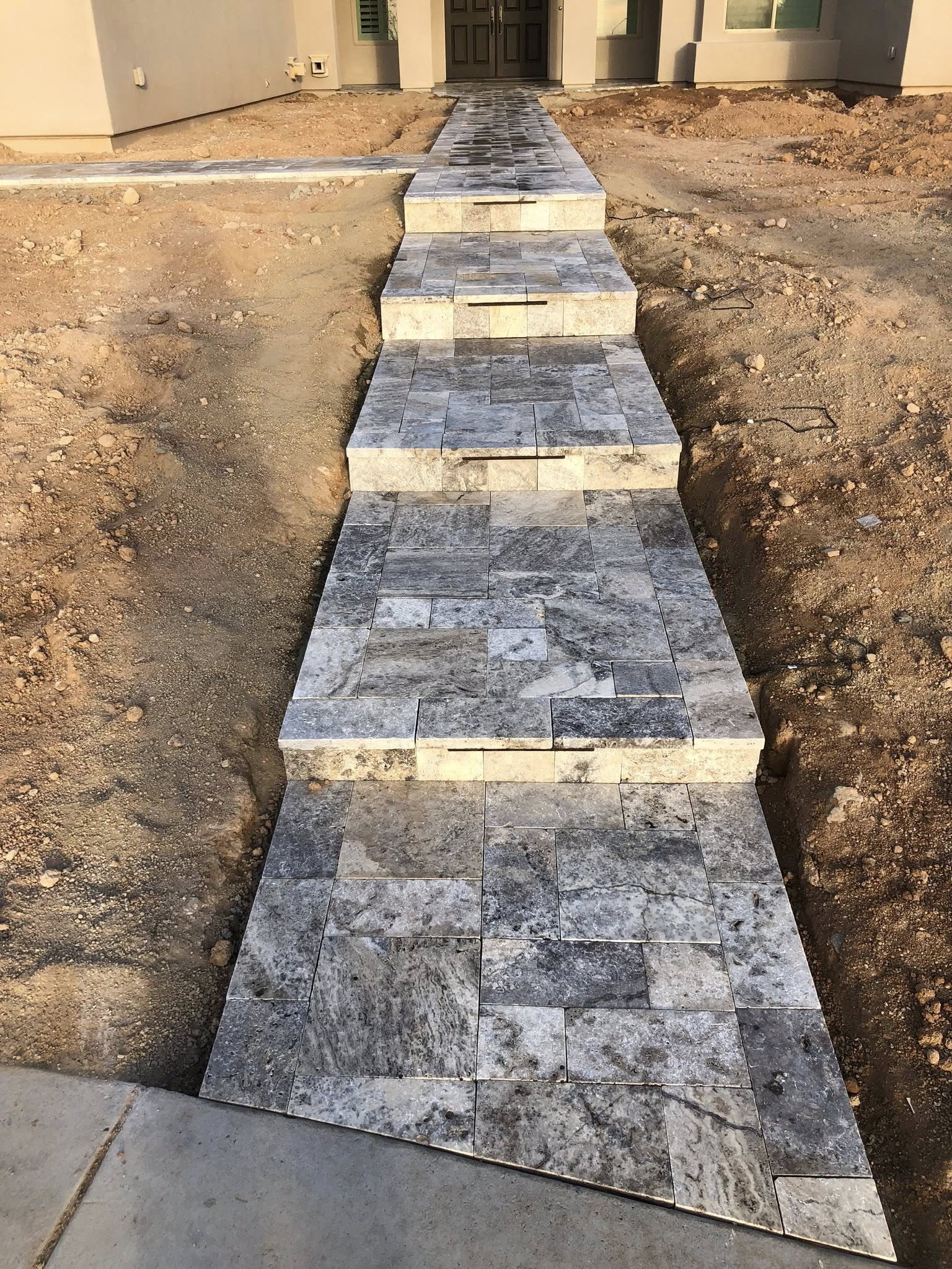 Paver fire pit lounge