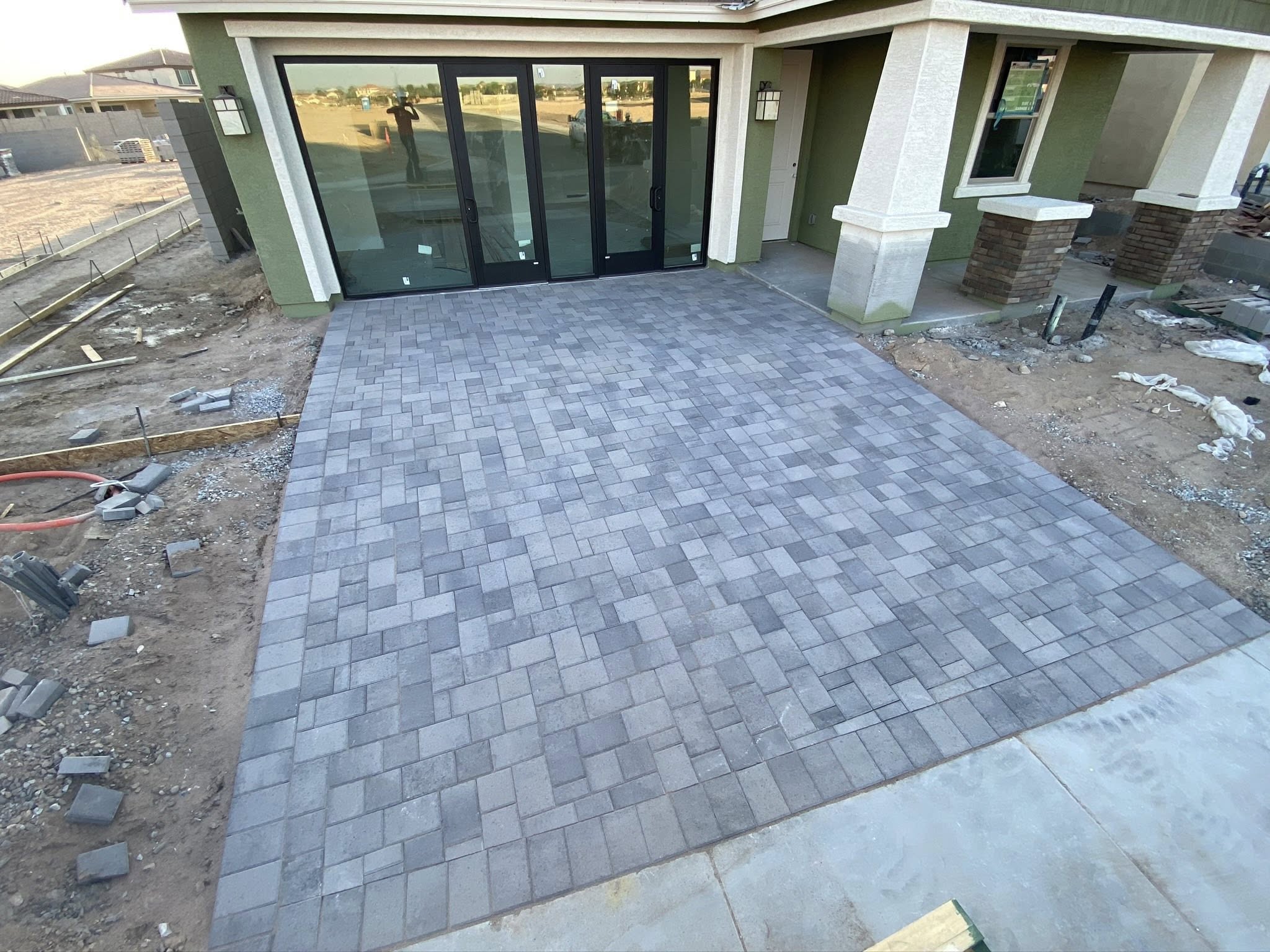 Smart low-voltage landscape lighting